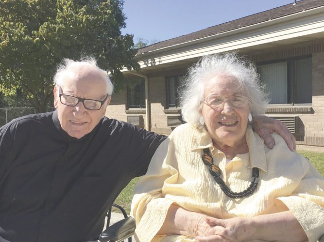 Mooneys celebrate 66th anniversary